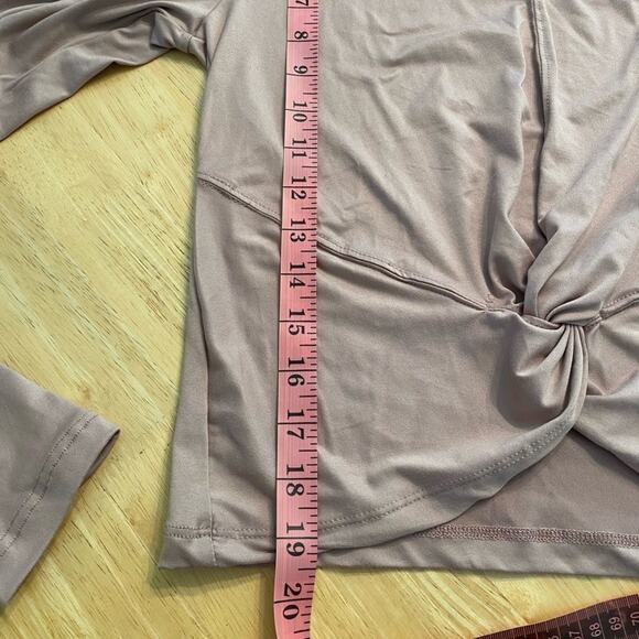 𝅺Zobha NEW Laura Twist Top Long Sleeve Athletic Women’s Size Medium - Picture 8 of 8